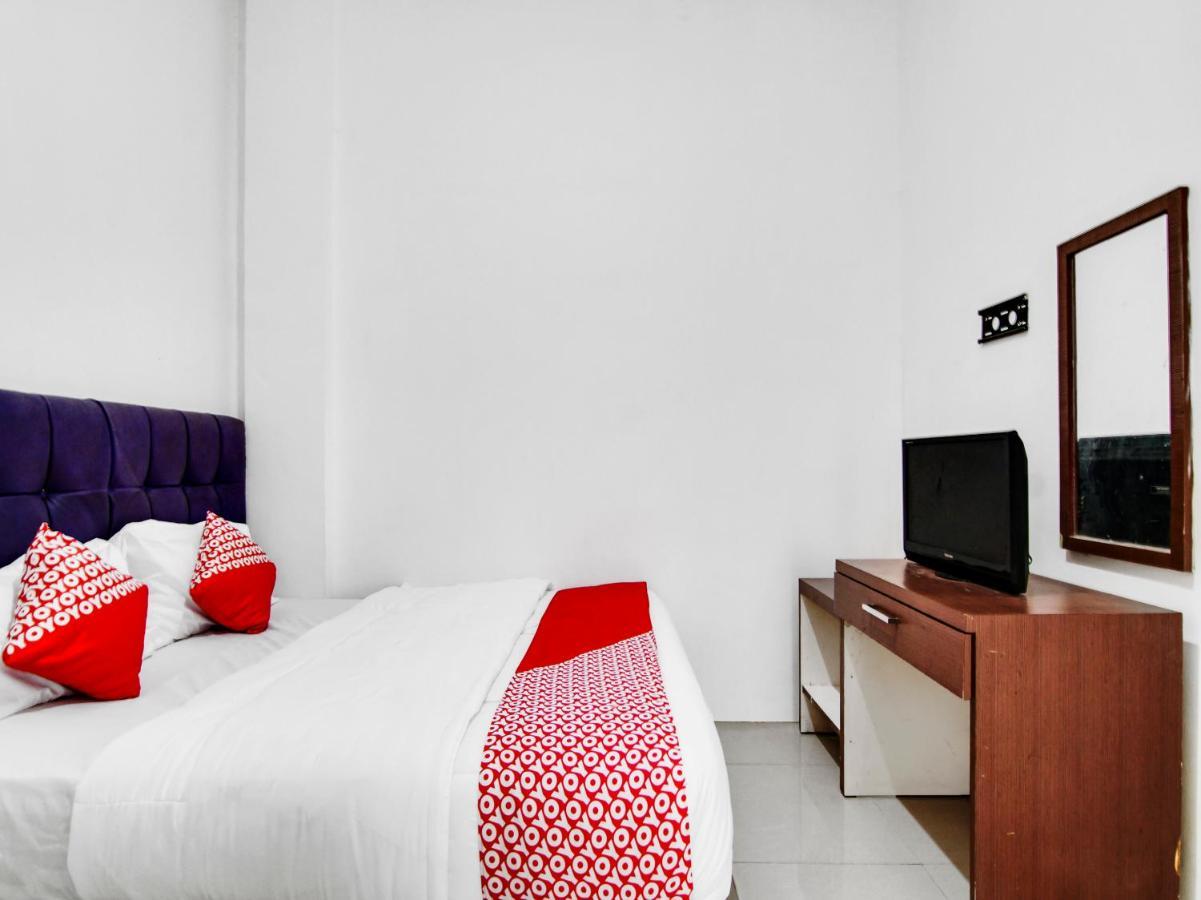 Oyo 90897 Hotel Sepupu Satria Pekanbaru Exterior photo